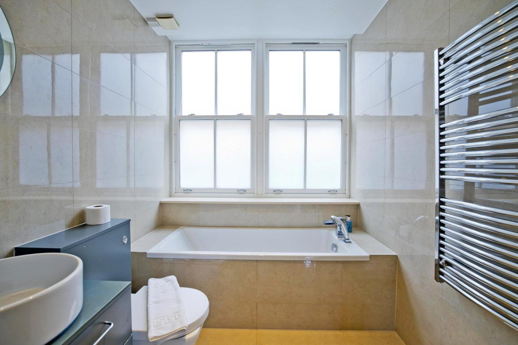 Imperial Liverpool Street Apartments Лондон Екстериор снимка