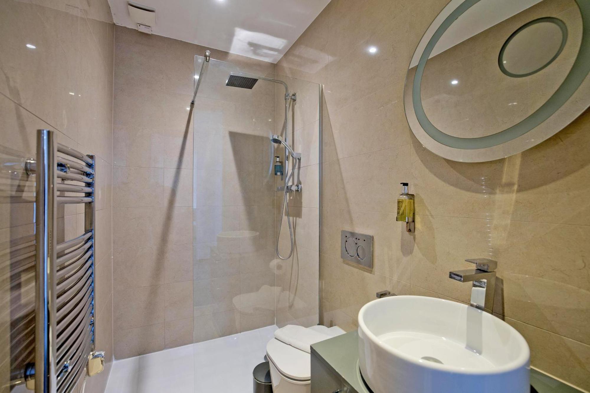 Imperial Liverpool Street Apartments Лондон Екстериор снимка