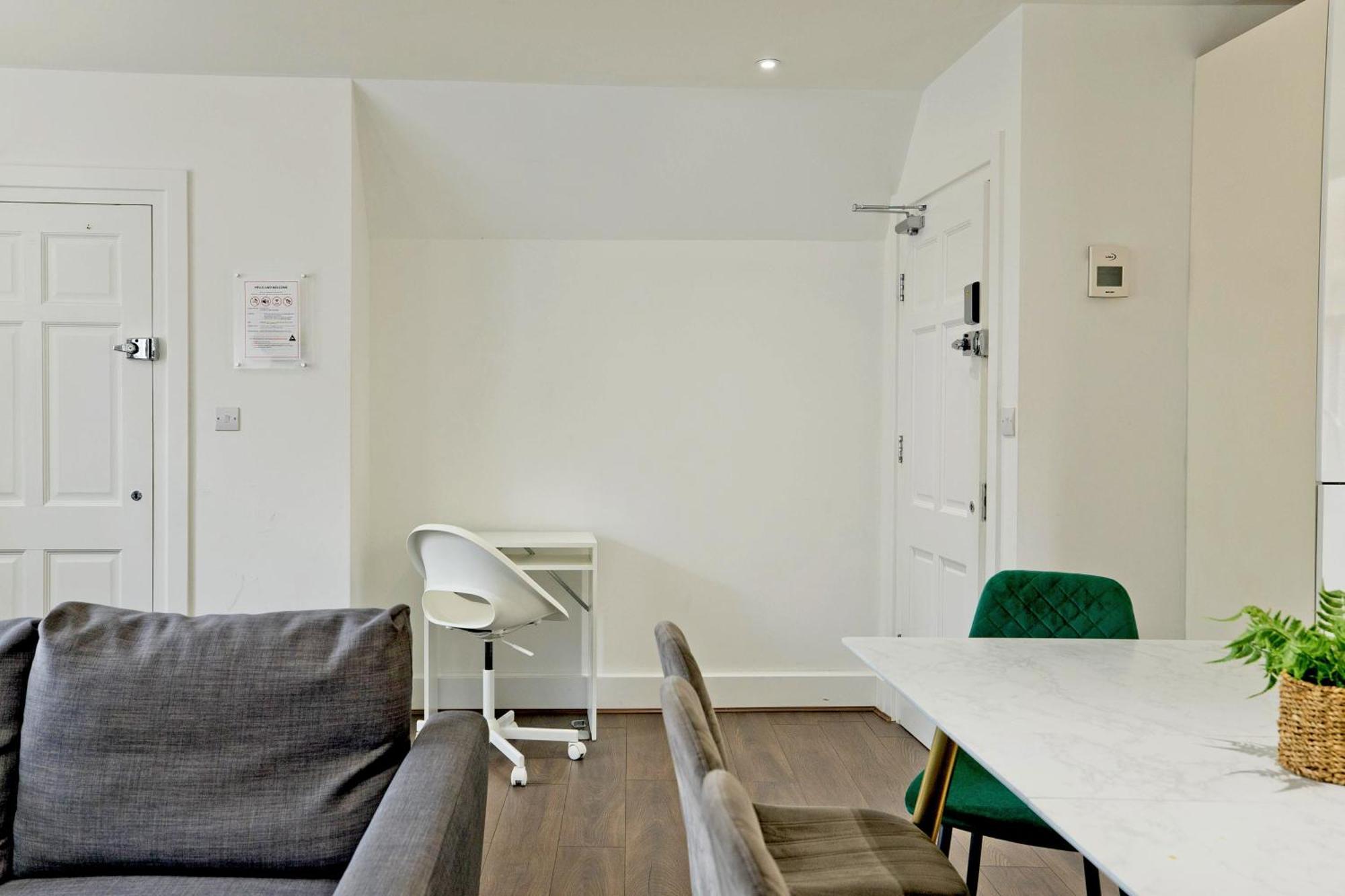 Imperial Liverpool Street Apartments Лондон Екстериор снимка